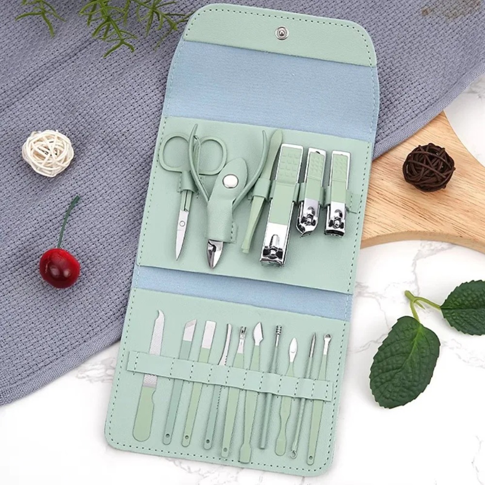 A must-have at home, a 16-piec - огляд і ціна Mens Grooming Kit Gift Set