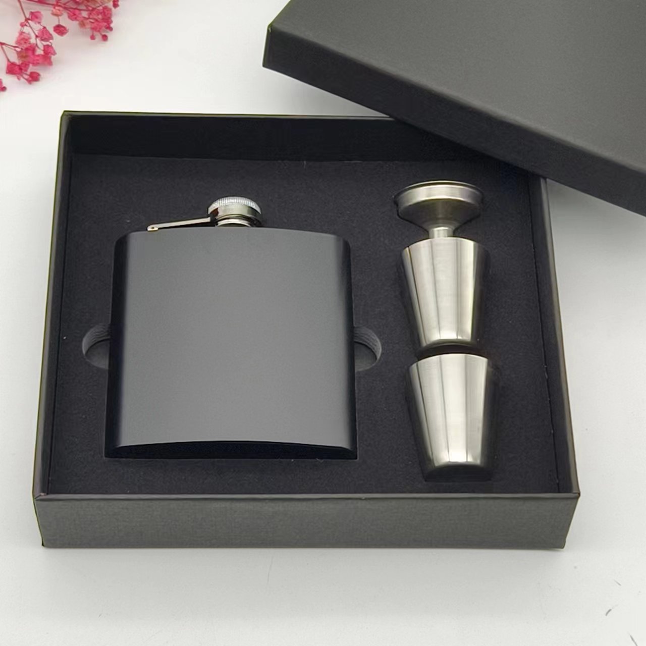 Custom Wedding Groomsman Gift  - огляд і ціна Mens Grooming Box