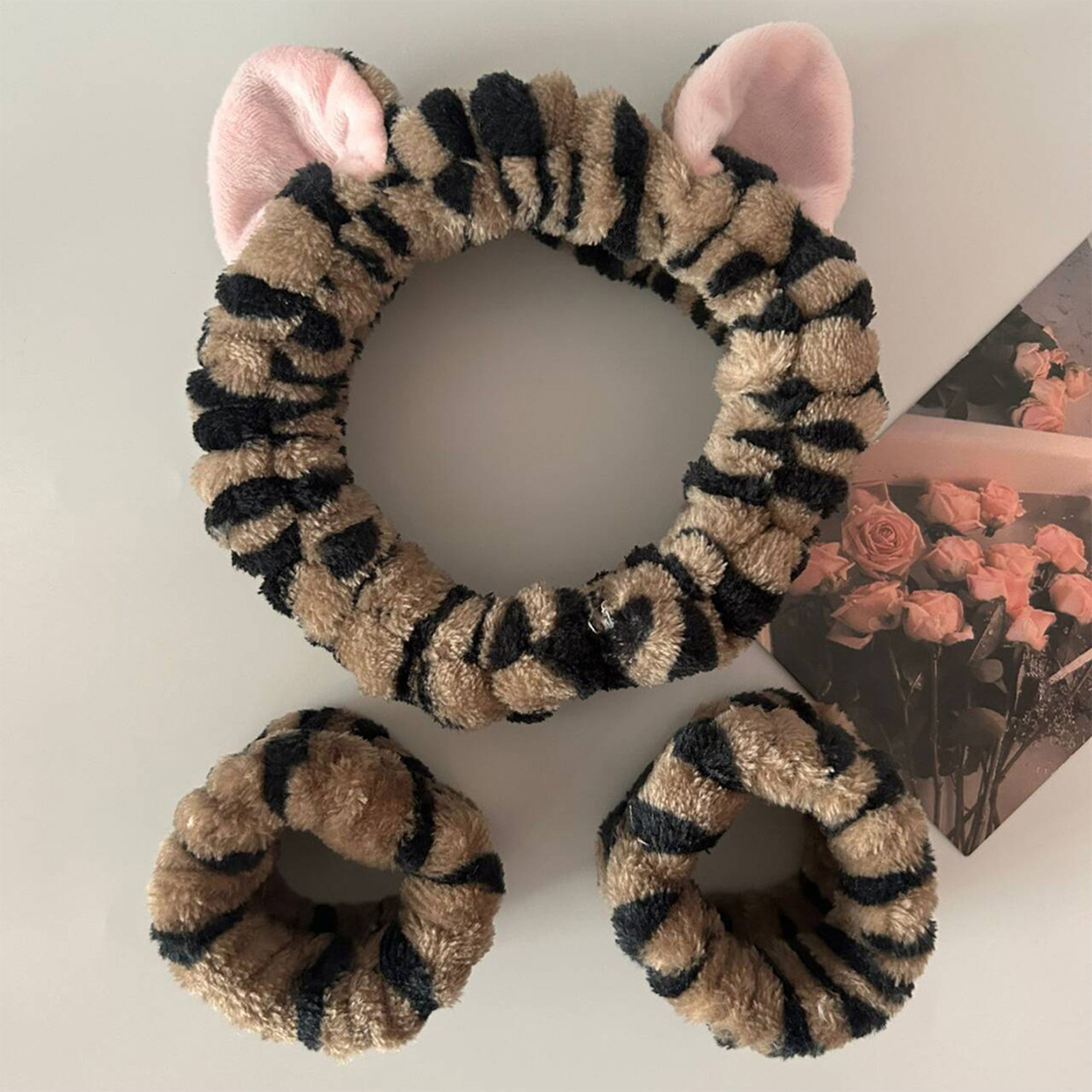 Cute Cat Ears Headband And Wri - огляд і ціна Face Wash Mens