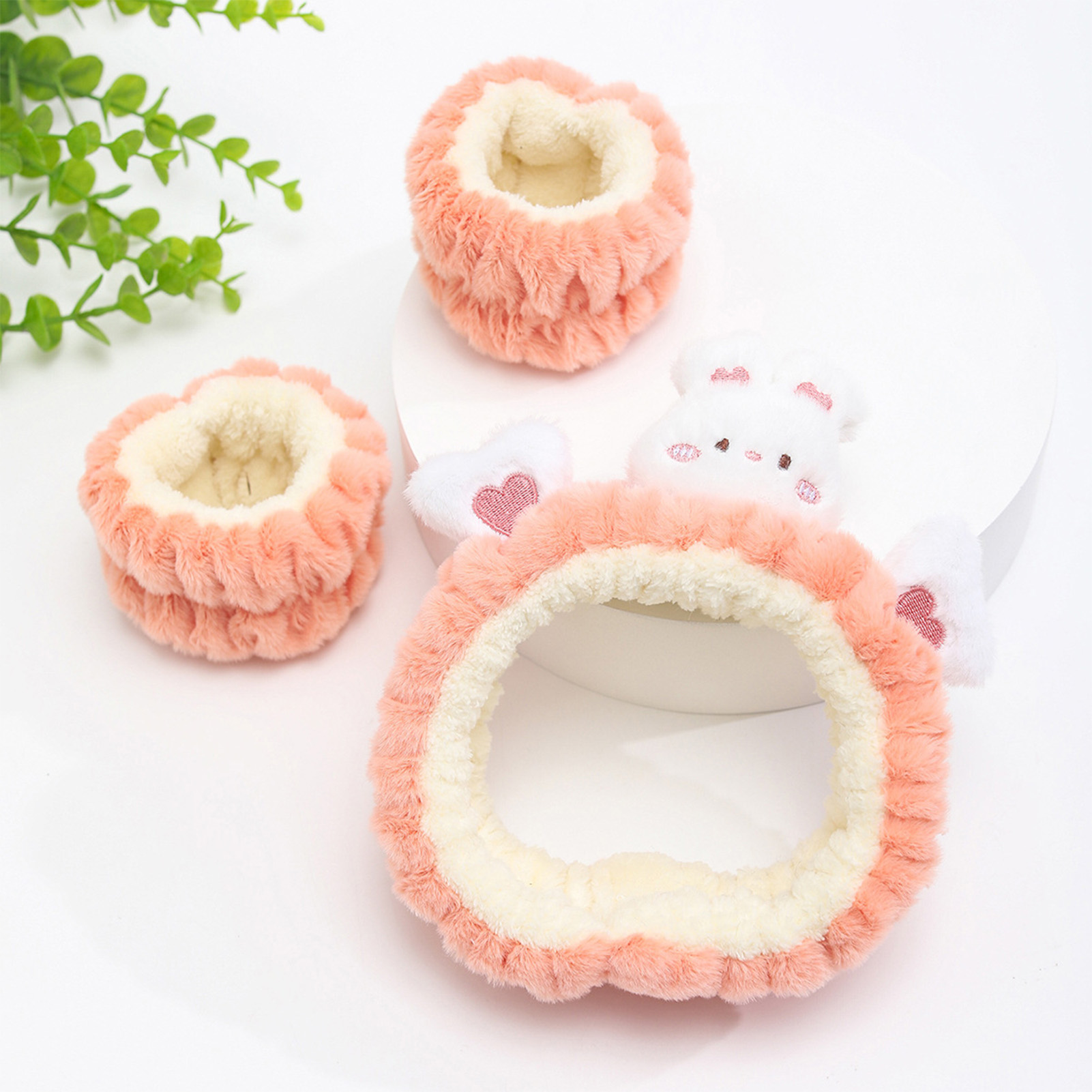 Plush Bear Decor Headband Wris - огляд і ціна Face Wash Mens