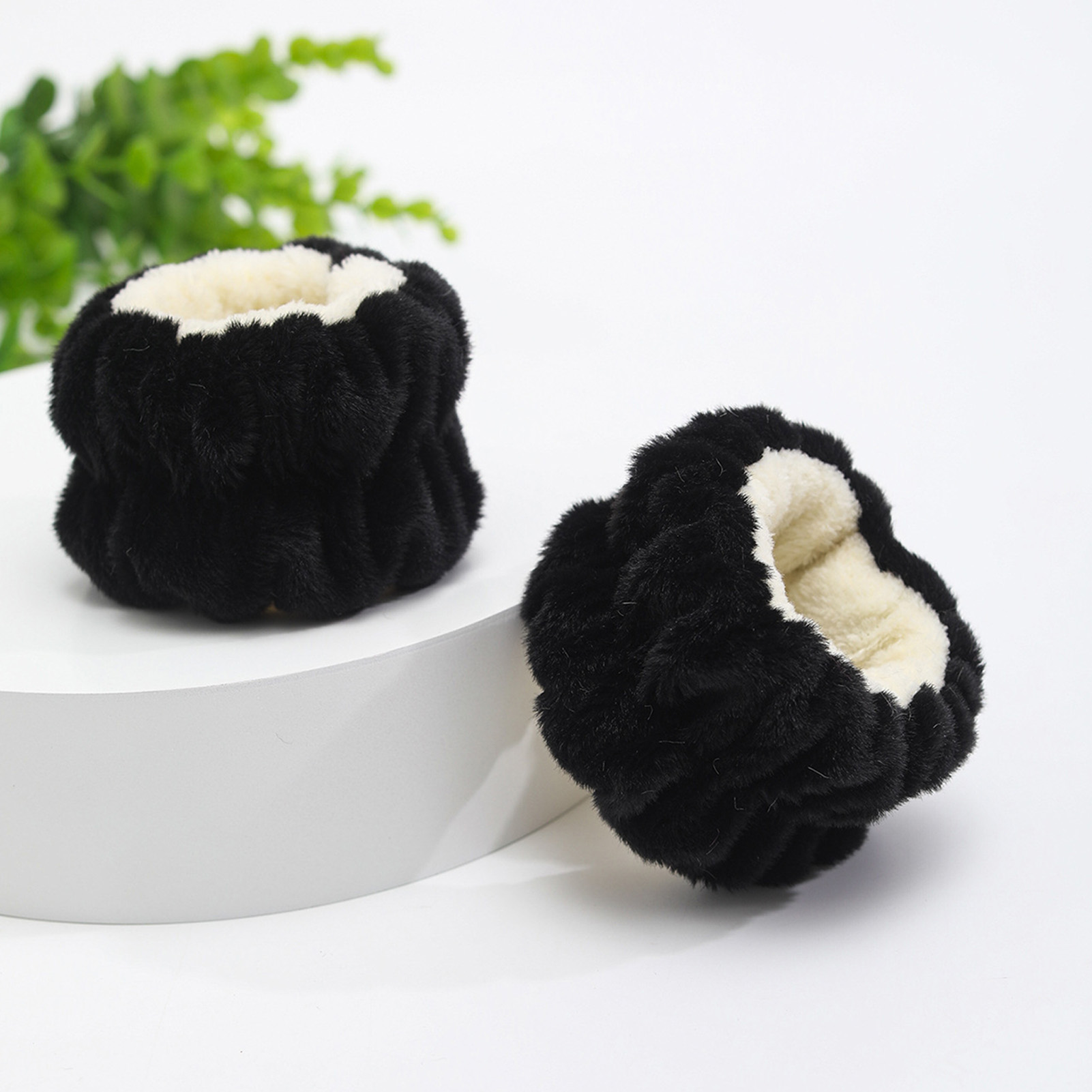 Plush Bear Decor Headband Wris - огляд і ціна Face Wash Mens